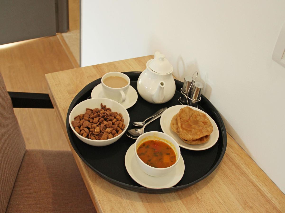 Oyo Townhouse 028 Corporate Suite Noida Ngoại thất bức ảnh