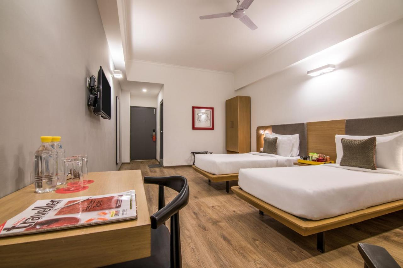 Oyo Townhouse 028 Corporate Suite Noida Ngoại thất bức ảnh