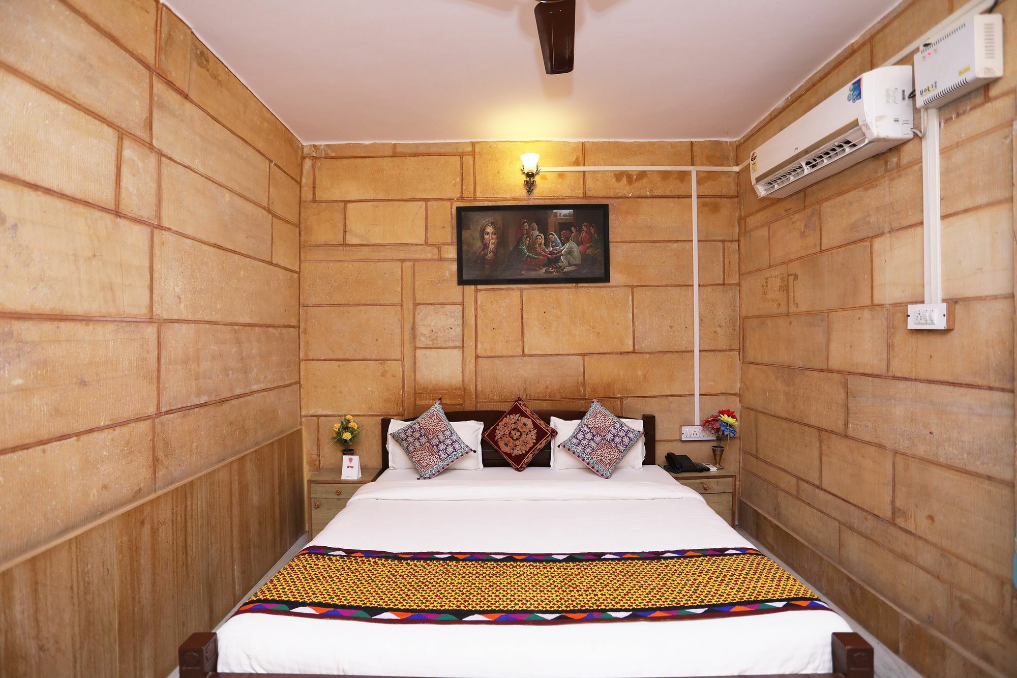 Oyo Townhouse 028 Corporate Suite Noida Ngoại thất bức ảnh