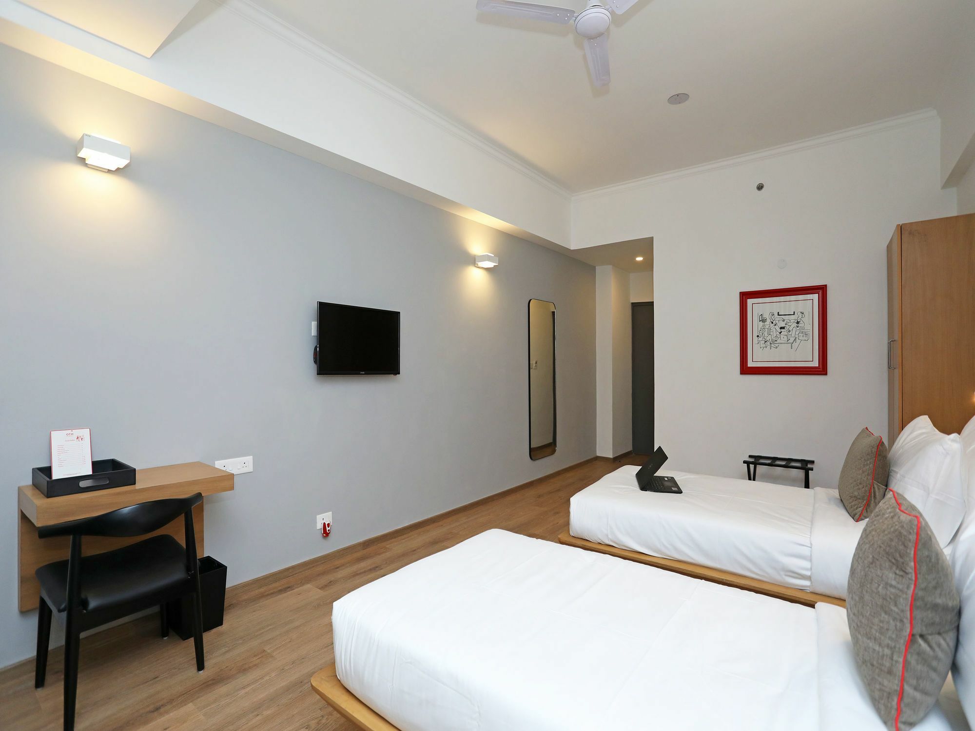 Oyo Townhouse 028 Corporate Suite Noida Ngoại thất bức ảnh