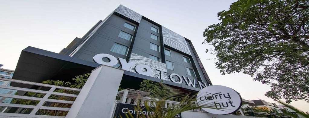 Oyo Townhouse 028 Corporate Suite Noida Ngoại thất bức ảnh
